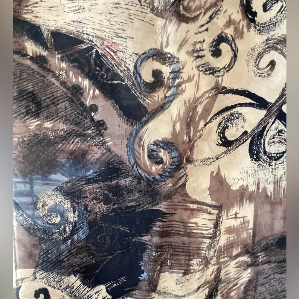 🔥💙Beautiful vintage silk scarf. Navy, cream and deep taupe. Gorgeous!!